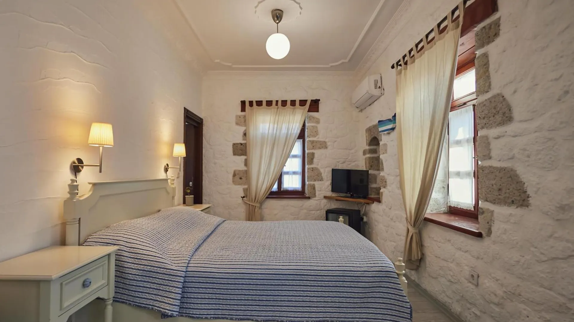 Alacati Zeytin Konak Hotel 3*,